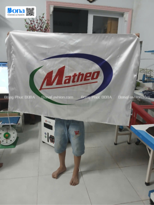 Cờ treo công ty Matheo 