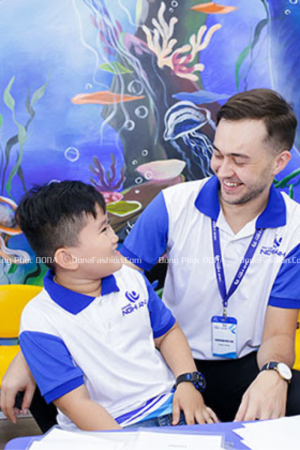 Đồng Phục Trung Tâm Anh Văn - AV09 Đồng Phục Trung Tâm Anh Văn - AV09